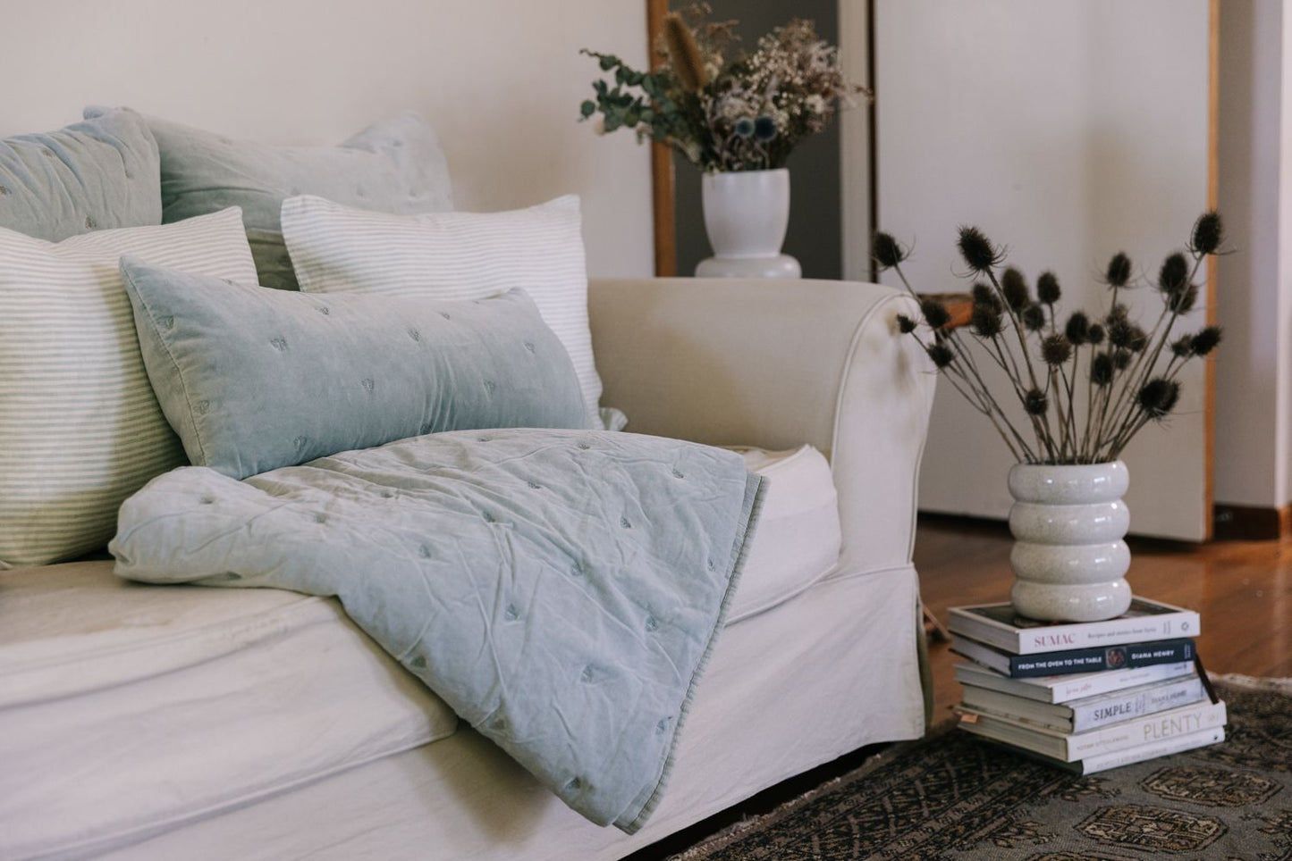 MASON BEE VELVET CUSHION SKY GREY 60X60